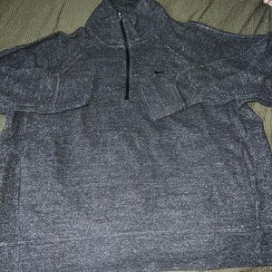 Women’s Quarter Zip Sweater